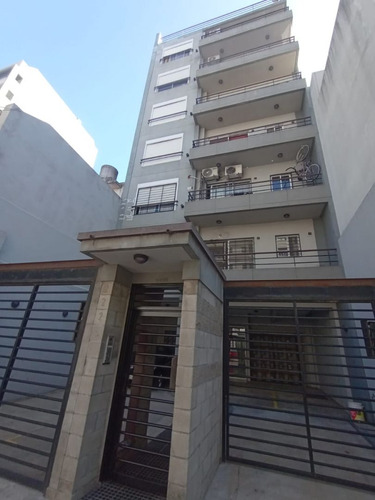 Departamento En Venta En Caseros