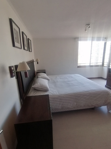 Excelente Depto Dos Dorm Amoblado Full Golf Metro Alcantara