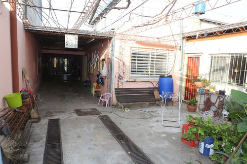 Casa 3 Dormitorios Con Galpón Y Quincho