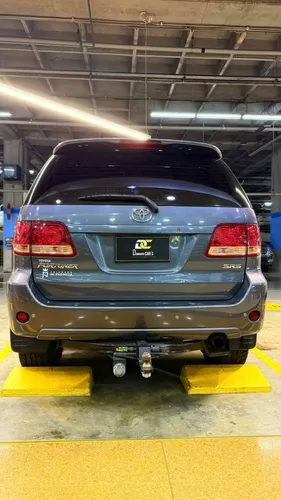 Toyota Fortuner 4.0 Sr5