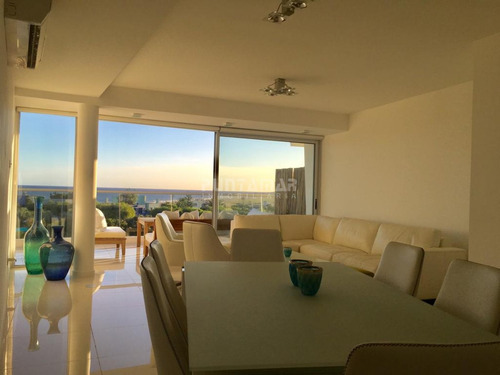 Apartamento En Alquiler Zona De Manantiales Cerca De Playa Bikini