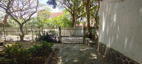 Casa En Venta En San Bernardino Caracas A Pie Del Avila Casas Para Remodelar Angela Tochon