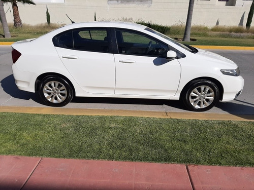 Imagen 4 de 14 de Honda City 2013 1.5 Ex At
