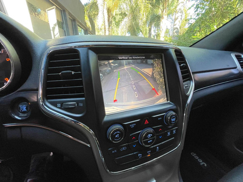 Imagen 14 de 15 de Jeep Grand Cherokee 2013 3.6 Limited 286hp Atx