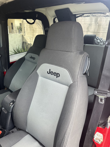 Jeep Wrangler 4.0 Rubicon Techo Duro 4x4 At