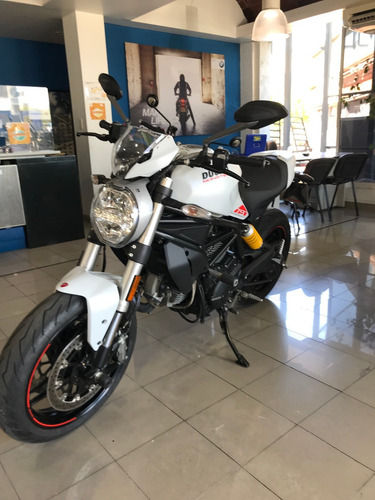 Imagen 5 de 8 de Cordasco Motohaus Ducati Monster 797