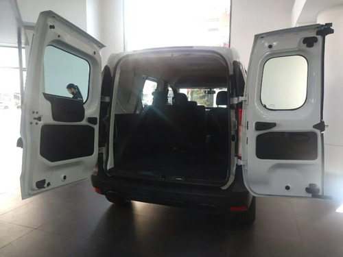 Imagen 12 de 25 de Renault Kangoo Confort 5 Asientos 1.6 Permuta Okm Financio J