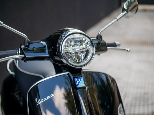 Imagen 16 de 16 de Vespa Gts 300 Super Negra Financiación Disponible