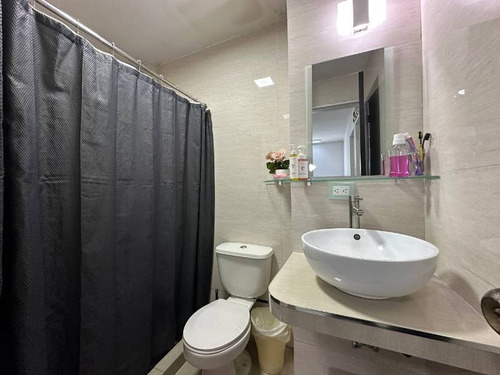 Townhouse Moderno En Villa La Fontana Socc