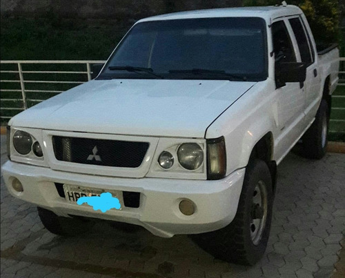 Mitsubishi L200 2.5 Gl Cab Dupla 4x4 4p 2006
