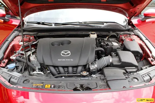 Mazda 3 2.0 Touring Hibrida At
