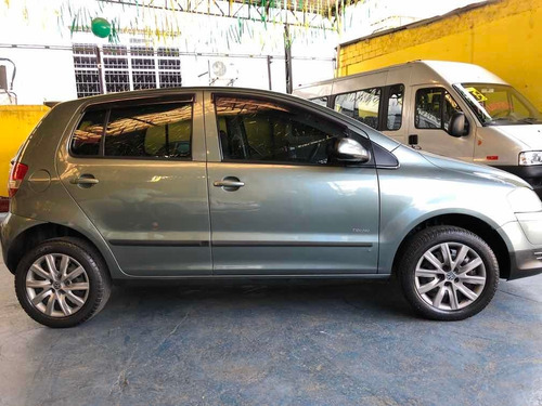 Volkswagen Fox 1.0 Vht Trend Total Flex 5p 1544 Mm 2010