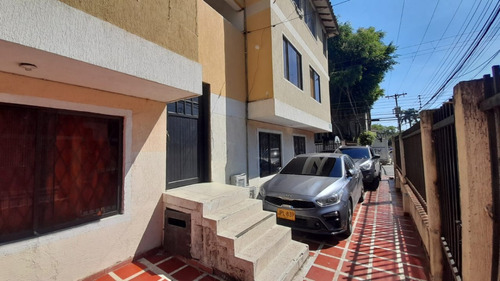 Se Vende Apartamento Barrio Los Cambulos Con Apartaestudio