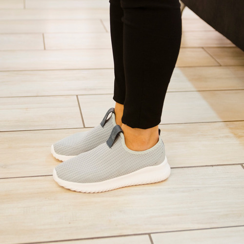 Imagen 4 de 10 de Zapatilla Kioshi Mujer Bokeh Liviana Deportiva Urbana
