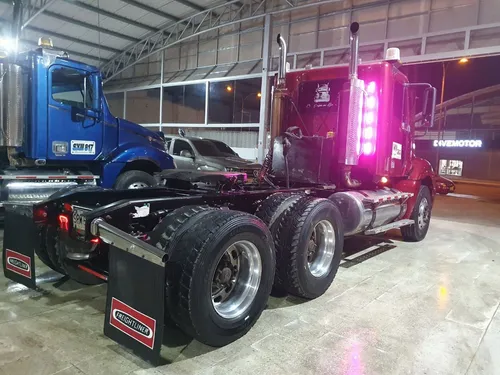 Freightliner Cl 120 2007 Vino Tinto