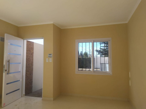Imagen 3 de 13 de Ph En Venta En Lobos