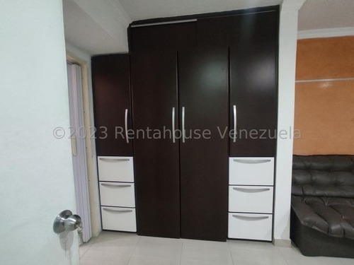 Imagen 12 de 26 de Apartamento En Venta Urb Los Chaguaramos, Maracay 23-19558 Hc