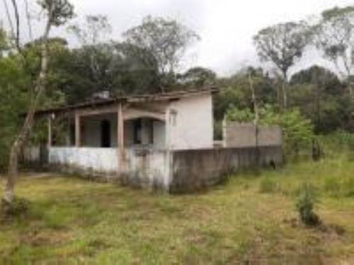 Imagem 1 de 9 de Chácara Em Itanhaém Com 02 Dormitórios! 9082 R