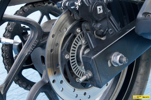 Imagen 11 de 25 de Bajaj Dominar D250