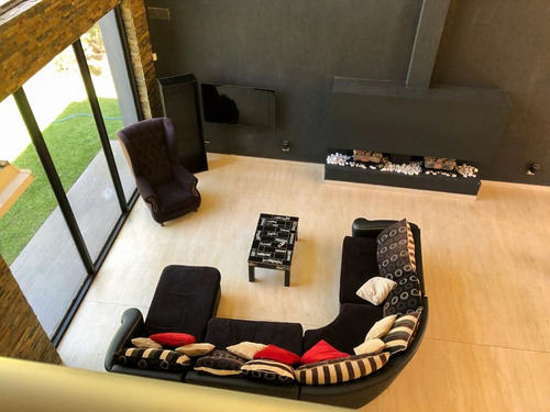 Imagen 9 de 16 de Venta De Casa En Dos Plantas, El Lauquen Canning