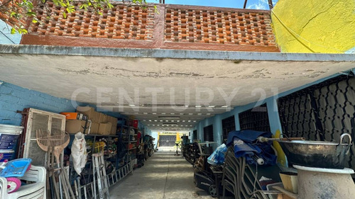 Casa En Venta, Jardines De La Calera, Tlajomulco De Zúñiga, Jalisco