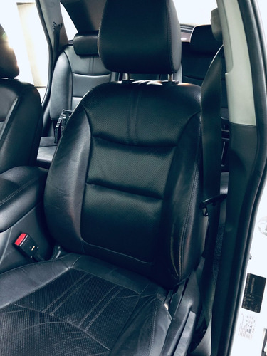 Imagem 11 de 25 de Kia Sorento 2.4 Ex 5l 4x2 Aut. 5p