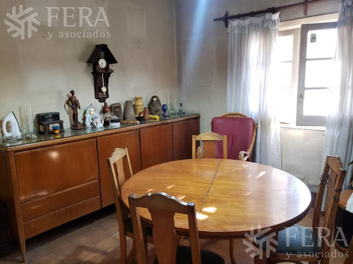 Imagen 6 de 15 de Venta De Casa De 4 Ambientes Con Quincho Con Parrilla Y Terraza En Bernal Este (27955)
