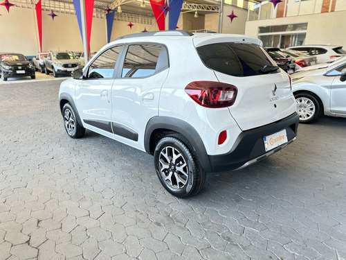 Renault Kwid 1.0 12V SCE FLEX OUTSIDER MANUAL