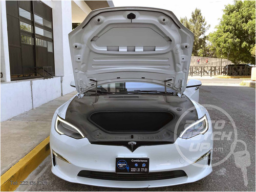 Tesla Model S 2022