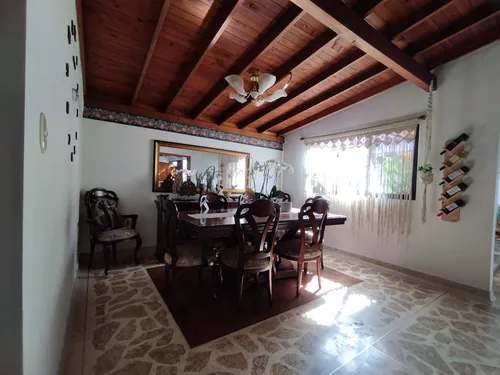 Casa Unifamiliar En Venta En Calasanz Parte Baja(va)