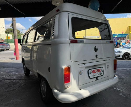 Volkswagen Kombi 1.4 MI STD 8V FLEX 4P MANUAL
