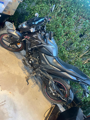 Honda Xblade