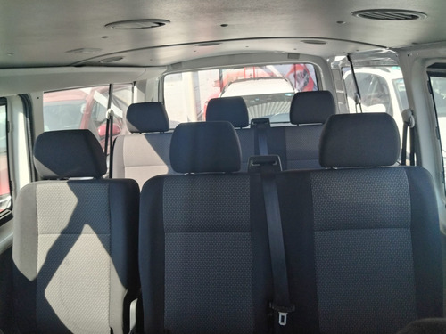 Volkswagen Transporter 2.0 Pasajeros Mt 140 hp