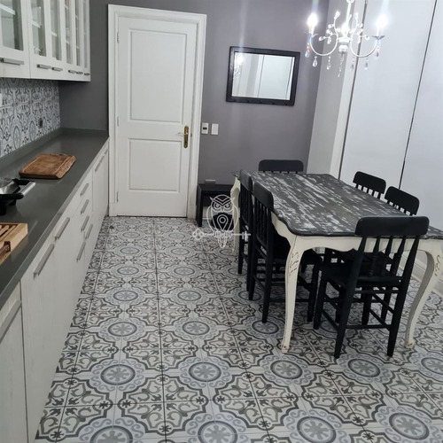 Casa Estilo Ingles En Venta De 7 Dorm. Las Brisas En Colina