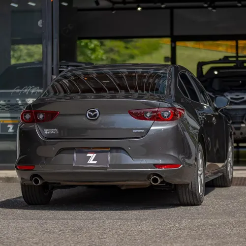 Mazda 3 Touring 2.0 2024
