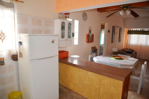 Imagen 10 de 30 de Venta Casa 4 Amb.+ Hospedaje 12 Hab. Villa Gesell