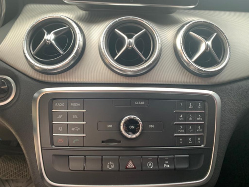 Mercedes Benz Cla200