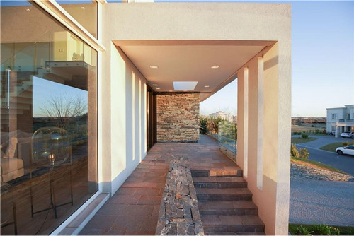 Casa Imponente La Reserva Cardales Excelente Estad