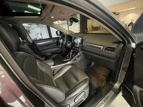 Renault Koleos 2.5 Intens 4X4 Bose