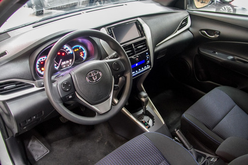 Toyota Yaris Hatch 1.5 Xl Plus Connect Cvt (flex)