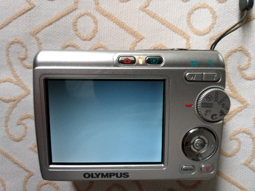 Câmera Digital Olympus Fe-170/x-760 (com Defeito)