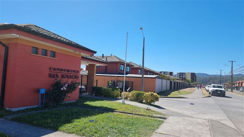 Casa En Venta De 3d/3b Sector Portal, San Pedro De La Paz