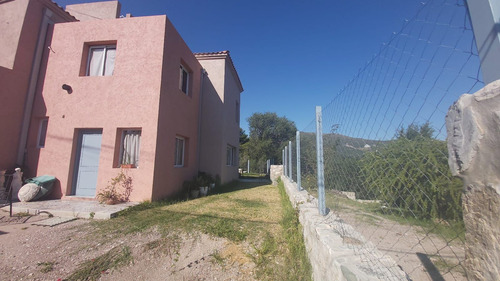 Venta Dúplex Con Vista Serrana De 2 Dormitorios En La Falda