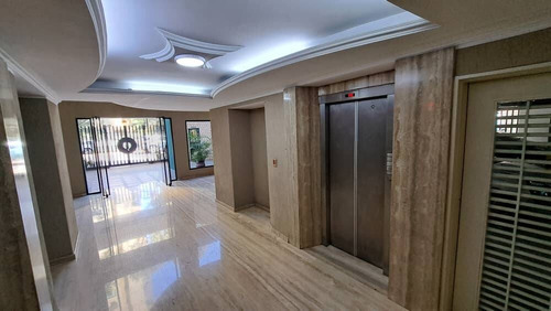 En Venta Apartamento Semiamoblado En Residencia Ankara Valles De Camoruco Cod 270540