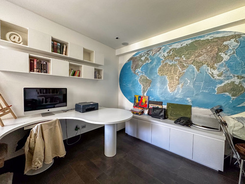 Hermosa Casa Con Vista Al Club De Golf Country Club. 40971