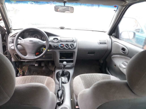 Sucata De Escort Logus Pointer Sapão Capô Paralama Farol