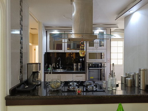 Se Vende Hermosa Casa En La Urbanización Kavanayen En Anaco. (a.p)