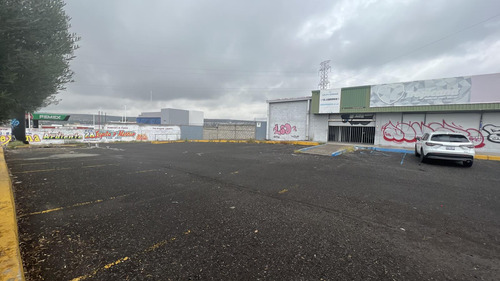 Bodega En Renta Blvd. Aristóteles, León, Gto. 1675 M2