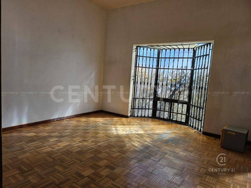 Casa En Venta En Col. Quintas Del Sol Chihuahua, Chih.