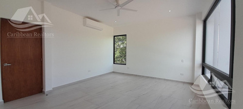 Casa En Venta En Residencial Via Cumbres